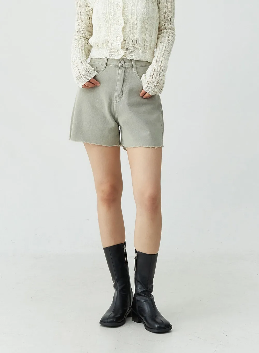 Bleached Pigmented Denim Shorts OU5