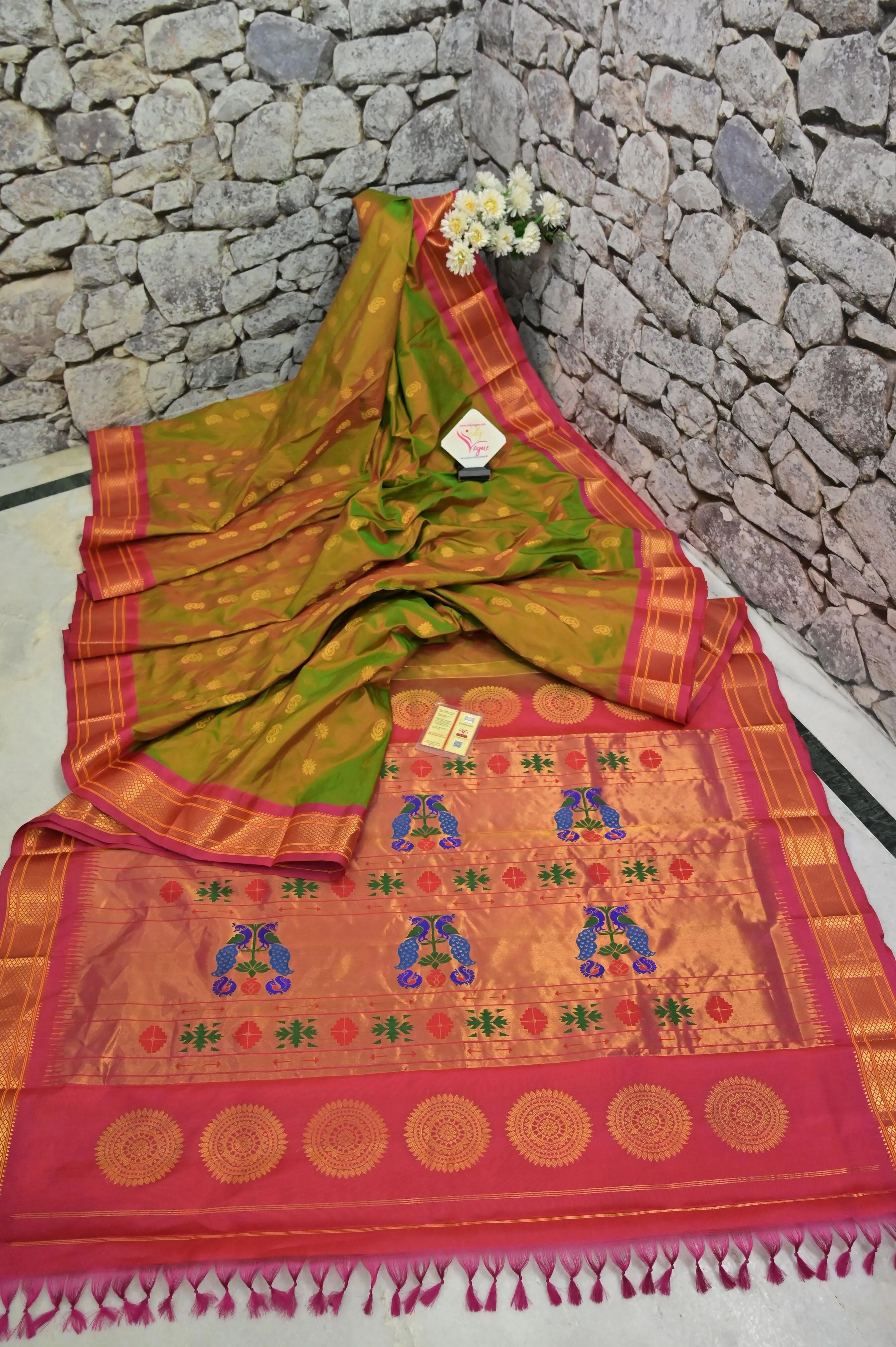 Dual Tone Green and Magenta Color Pure Maharani Paithani Silk Saree