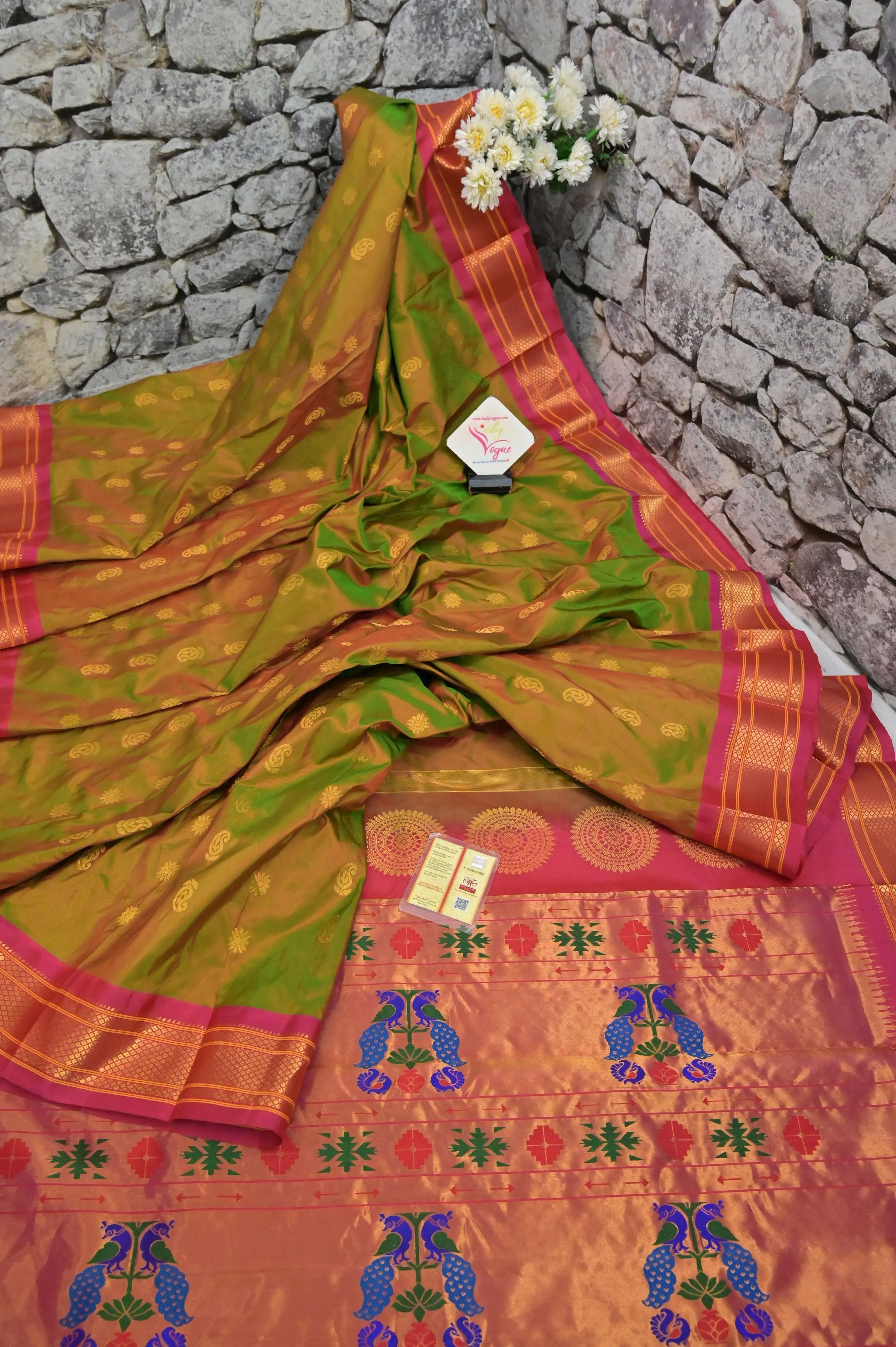 Dual Tone Green and Magenta Color Pure Maharani Paithani Silk Saree