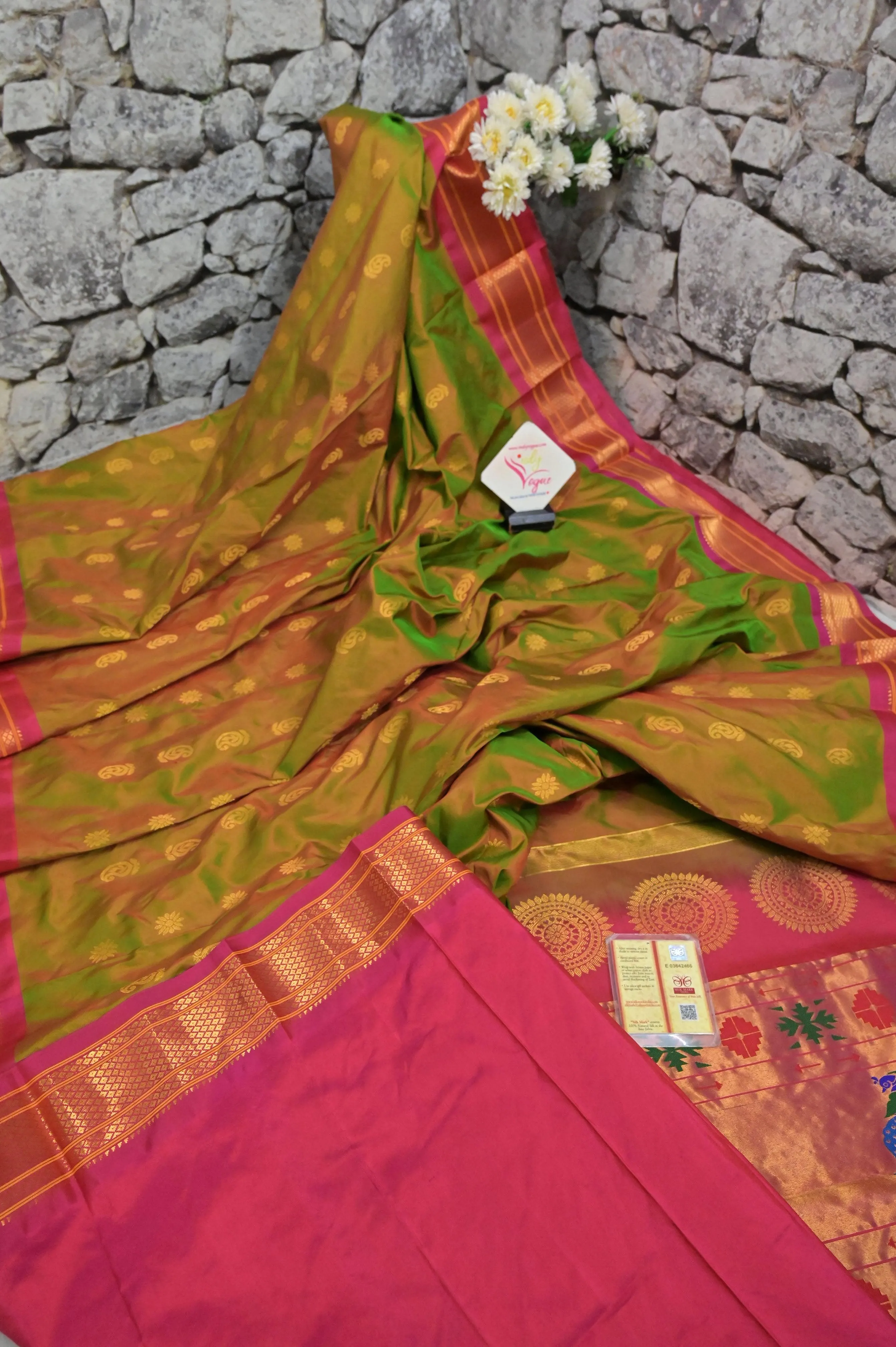 Dual Tone Green and Magenta Color Pure Maharani Paithani Silk Saree